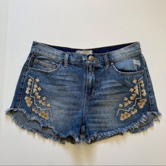 Free People Embroidered Jean Shorts | Size 27 - Picture 2 of 7